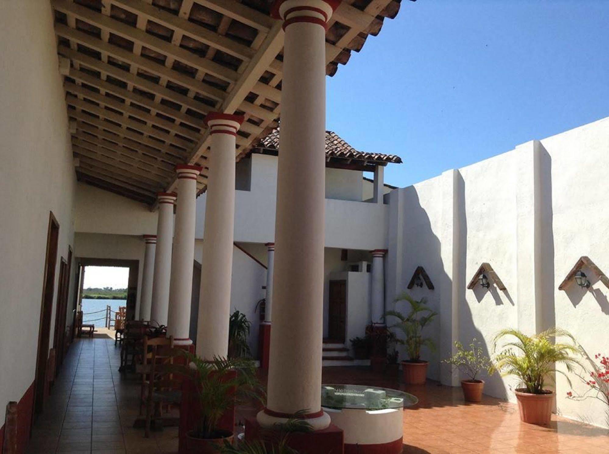 Casa Del Rio 호텔 틀라코탈판 외부 사진